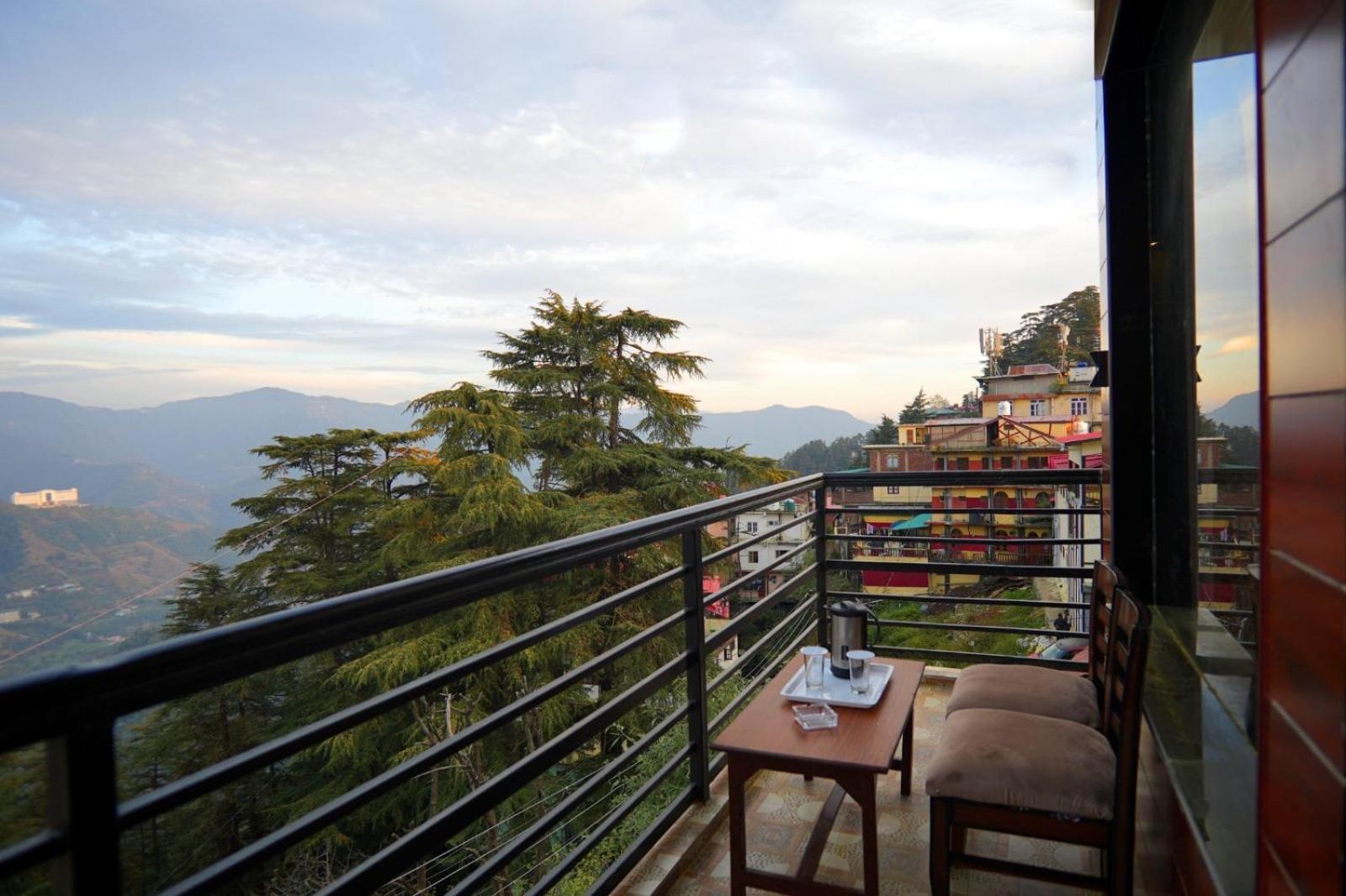 Bed and Breakfast Ambrosia Grand Shimla Exterior foto